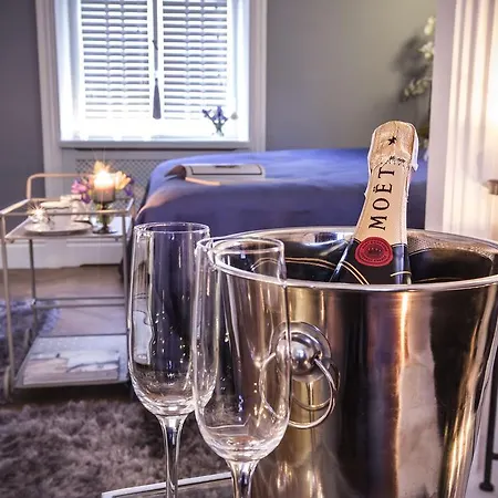 Ambasada Apartmanhotel