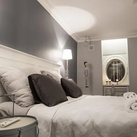 Ambasada Apartmanhotel