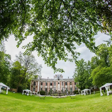 Ambasada Apartmanhotel Varsó