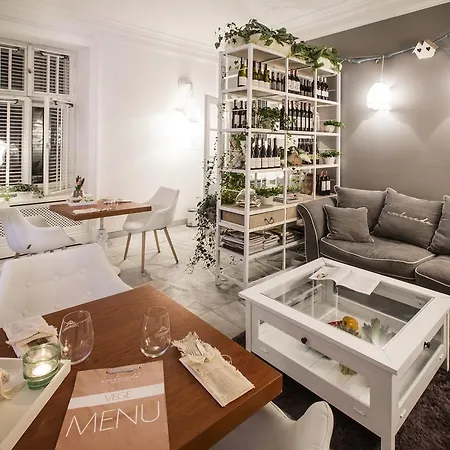 Aparthotel Ambasada Warsaw