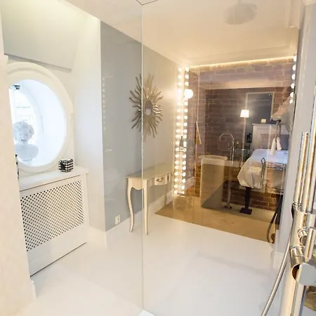 Ambasada Aparthotel Varšava