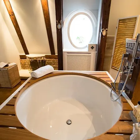 Ambasada Aparthotel Varšava